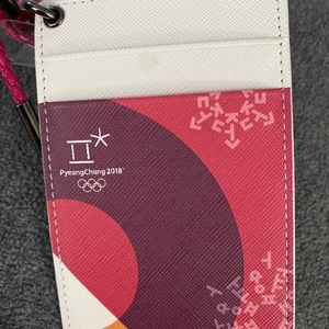 PyeongChang 2018 Olympic official card wallet.